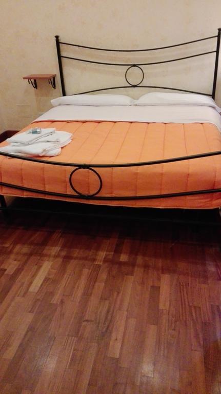 Residenza Laterano Ξενοδοχείο Ρώμη Δωμάτιο φωτογραφία